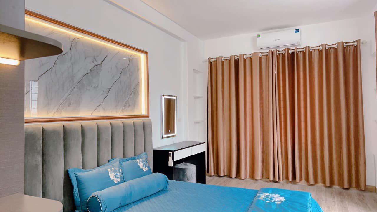 Hai ngoặt, Ô tô 25m, Đẹp lung linh bán nhà Chùa Bộc-0946383428