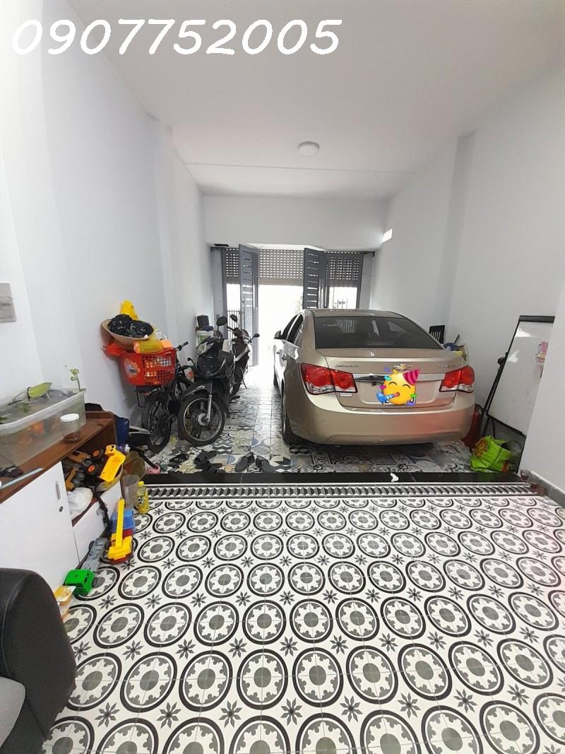 GẤP LẮM RÔI - HẺM XE HƠI - LÃ XUÂN OI - 3 TẦNG CHỈ 5 TỶ TLCC