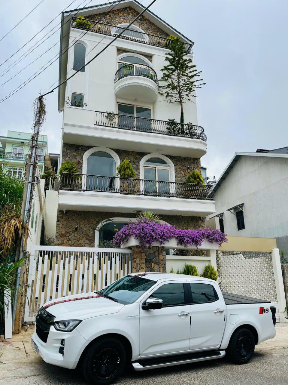 Bán biệt thự Ngô Quyền Phường 6 Đà Lạt 16 Phòng