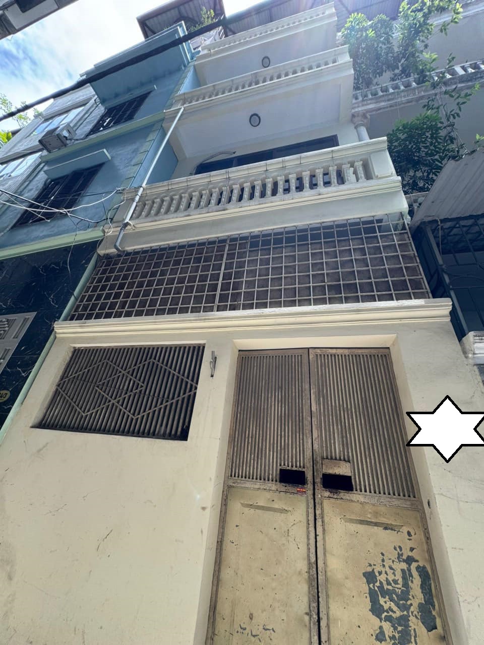 Cần bán gấp nhà phân lô phố Hoàng Quốc Việt 40m2, 4t đón đầu quy hoạch