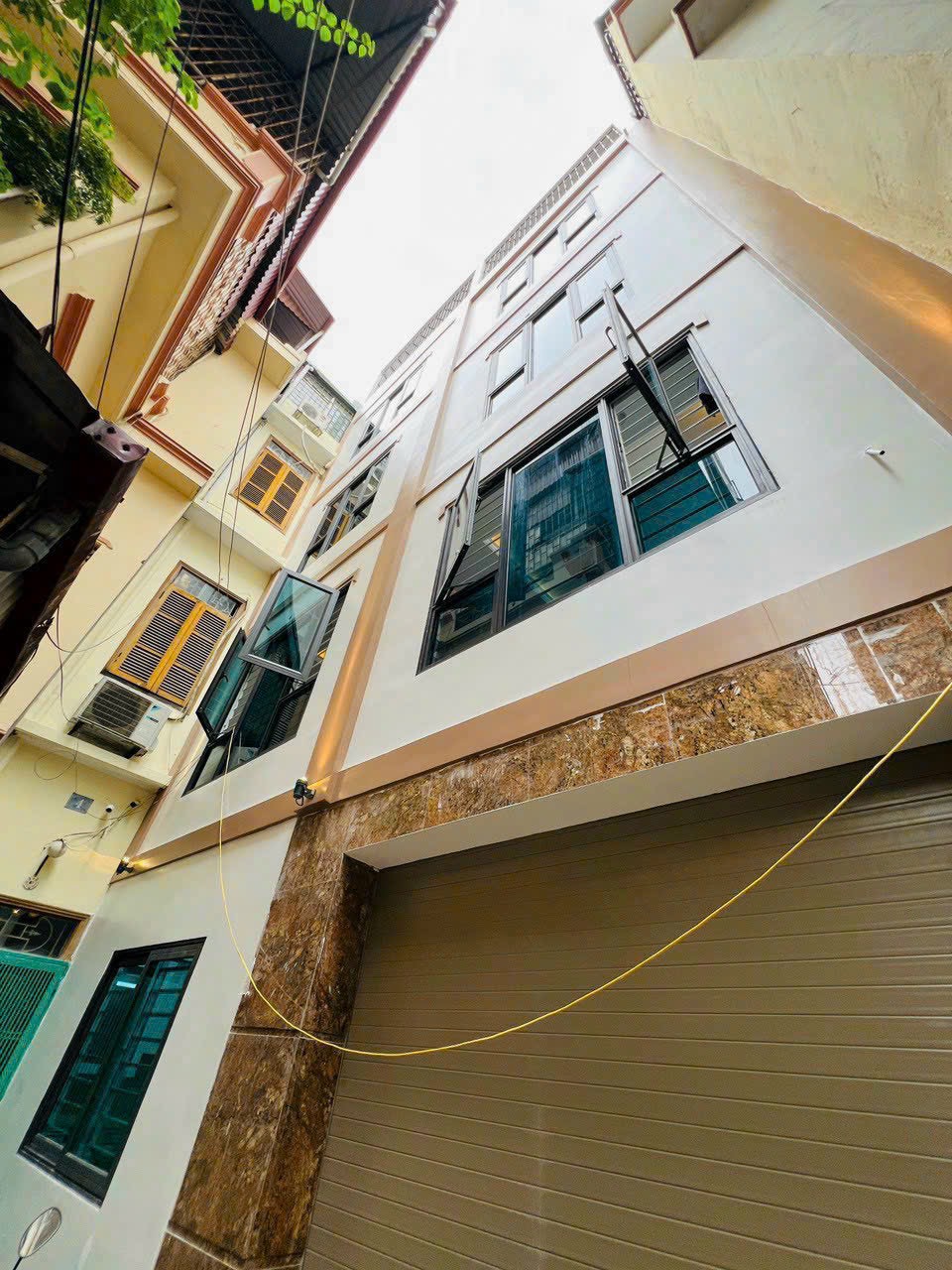 TRUNG TÂM THANH XUÂN - PHÂN LÔ QUÂN ĐỘI, NHÀ VƯƠNG THỪA VŨ 42M*5 TẦNG