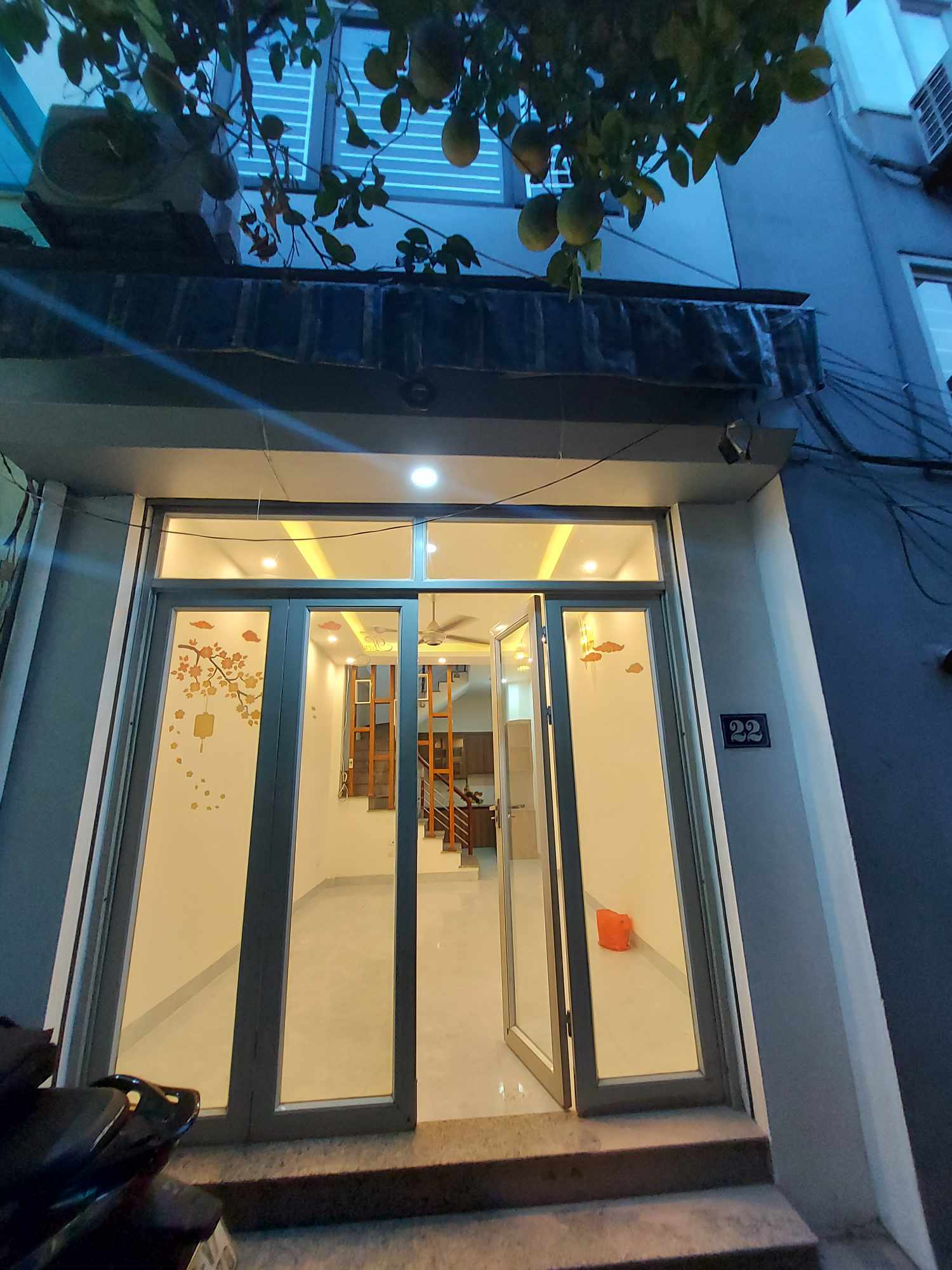 CHÍNH CHỦ CẦN BÁN GẤP NHÀ NGÕ 211/12 BÁT KHỐI(NGÕ TRẠM) DT 34M2, 4 TẦNG MỚI, SẴN ĐỒ, GIÁ 3.99 TỶ.