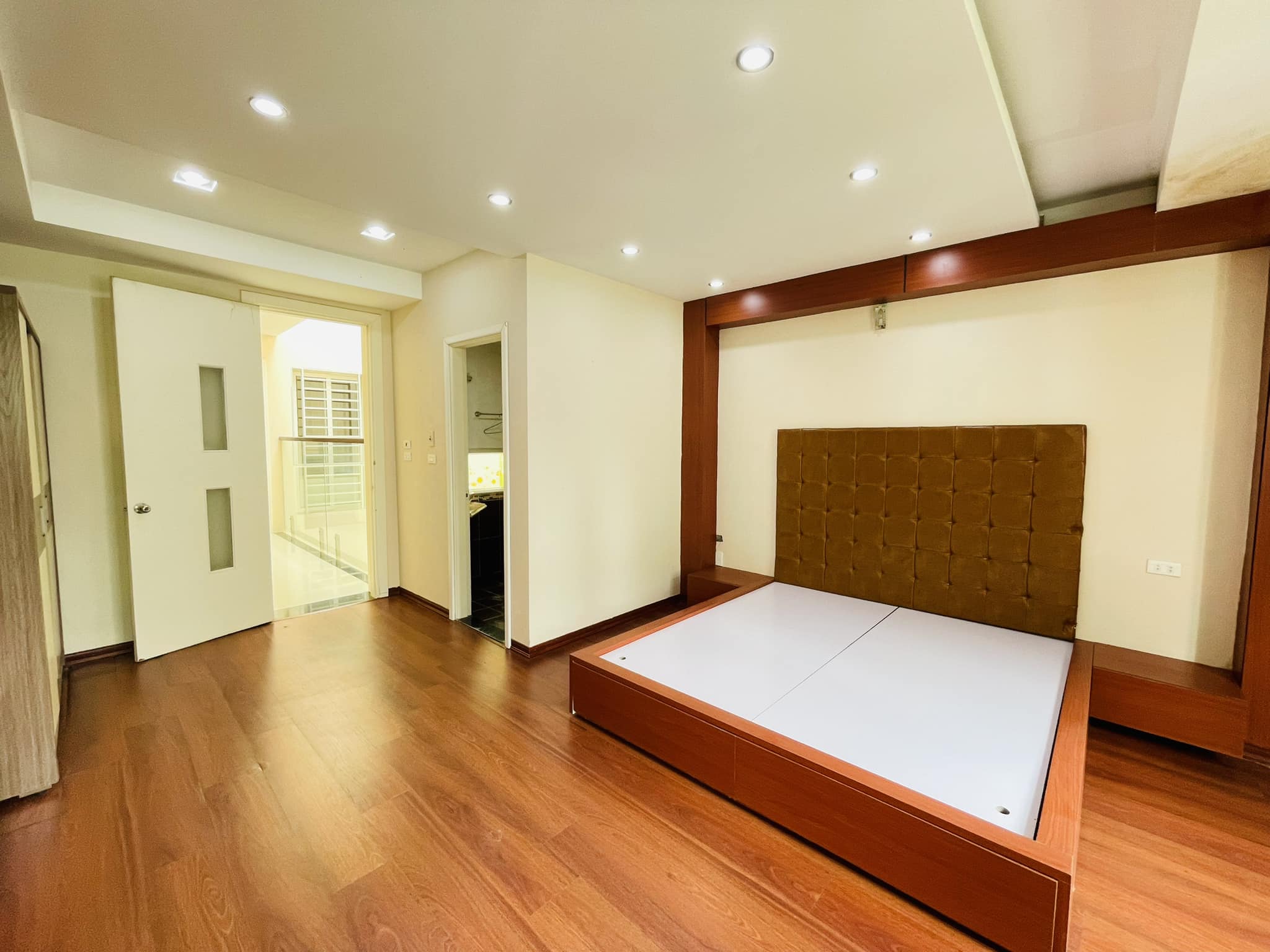 (OTO tránh) Bán nhà ngõ 20 Nguyễn Viết Xuân 100mx5T 2 thoáng KD VP 20 ty MT to giảm sâu Thanh Xuân