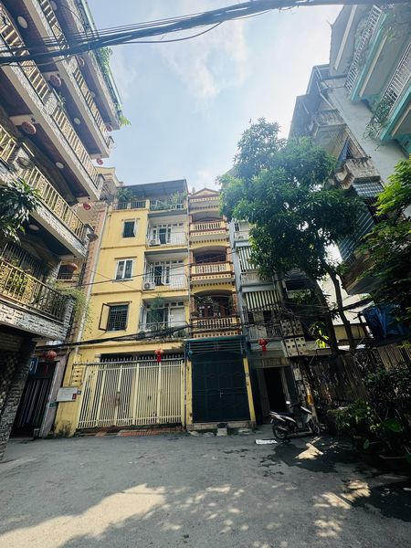 Bán nhà Xuân La - Tây Hồ. Diện tích 90m2, 6 tầng, mặt tiền 6m. Giá 22 tỷ (TL)