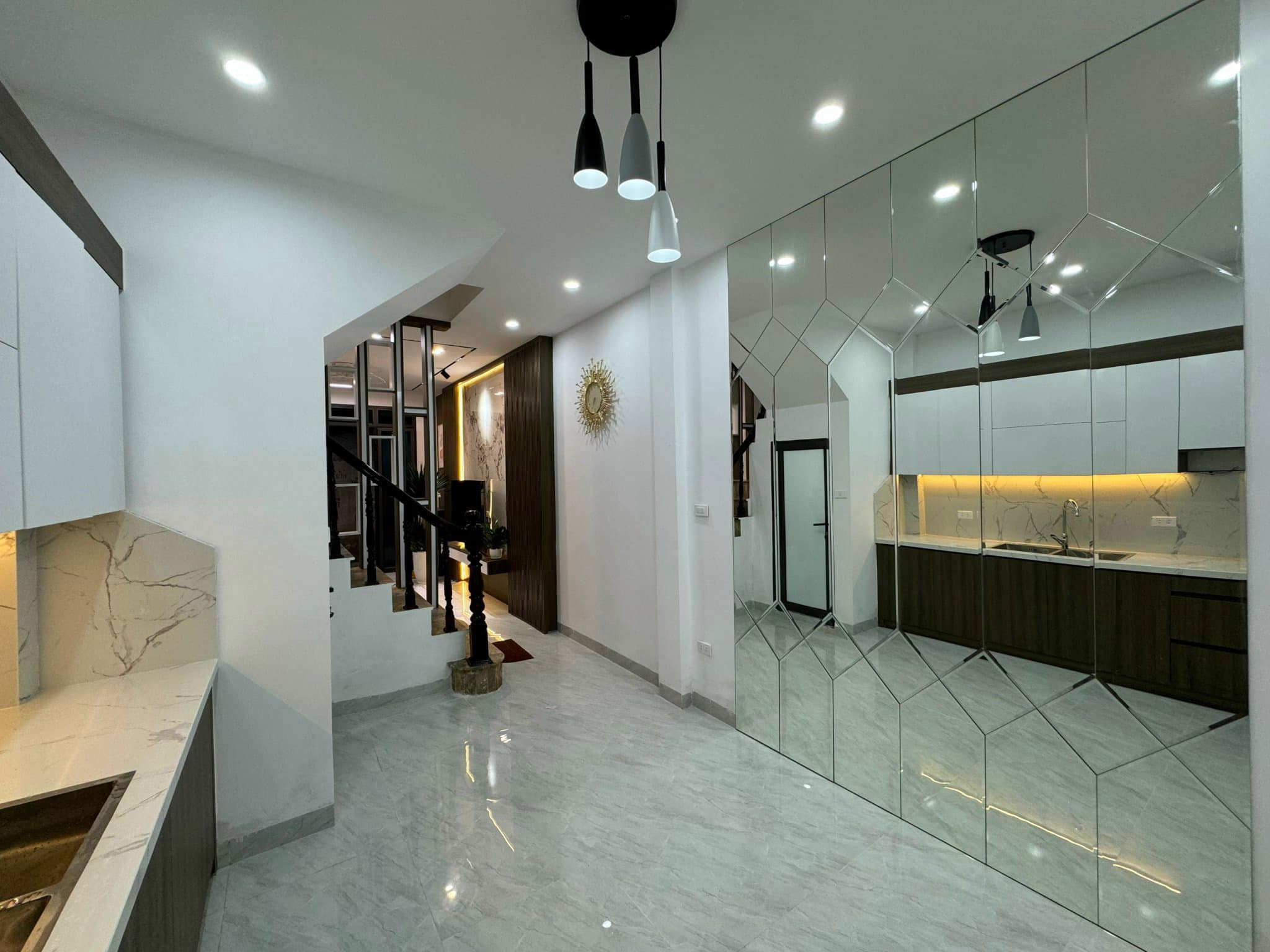 Ngõ 3m, Ô tô tránh 25m, Đẹp ở ngay, bán nhà Đông Tác-0946383428