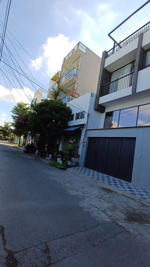 Nhà 4 Tầng 73m2 Đường 339 Đỗ Xuân Hợp - Giá Chỉ 6,x Tỷ