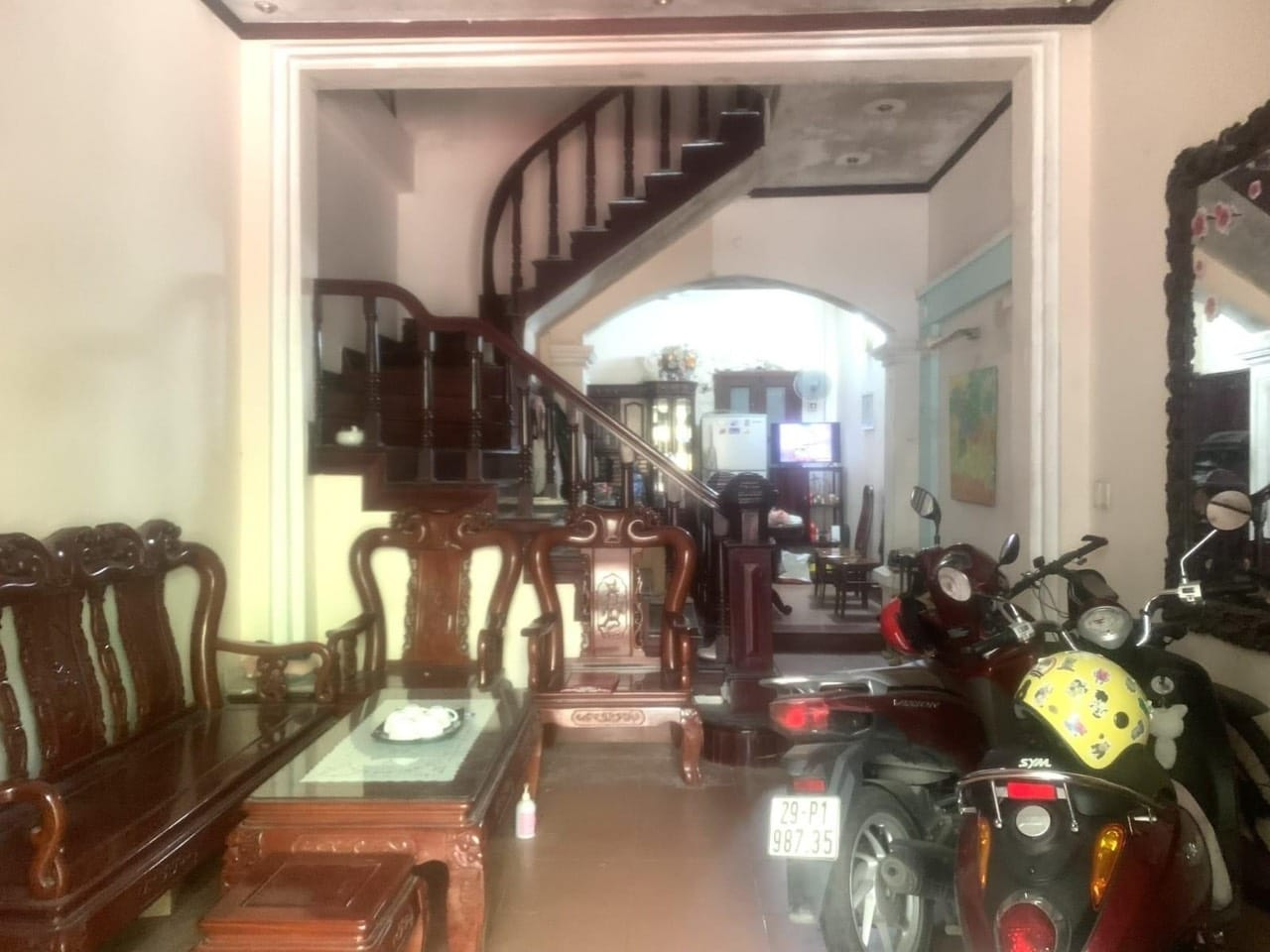 HÓT HÍT CẦU GIẤY - PHÂN LÔ QUÂN ĐỘI - VỈA HÈ ĐÁ BÓNG - Ô TÔ TẢI TRÁNH - KHU VỰC CỰC HIẾM - NHÀ ĐẸP DÂN XÂY - SỔ VUÔNG A4