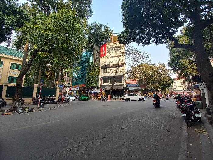 Mặt Phố Trần Phú HK MT6.2M 60M2 6 Tầng 42 Tỷ-Thang Máy - Lô Góc 2 Mặt Phố