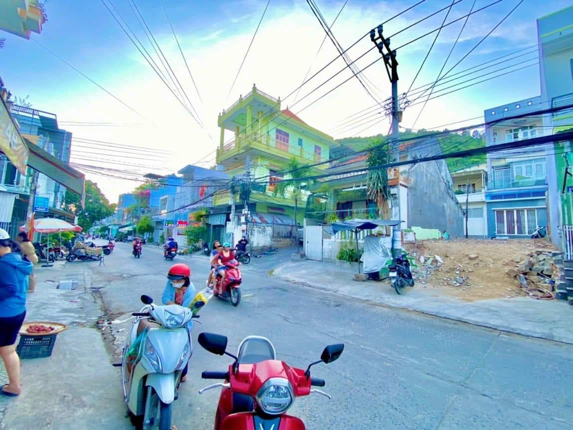 BÁN ĐẤT ĐẸP 2 MẶT TIỀN KINH DOANH ĐƯỜNG NGÔ ĐẾN - P. VĨNH PHƯỚC . TP NHA TRANG