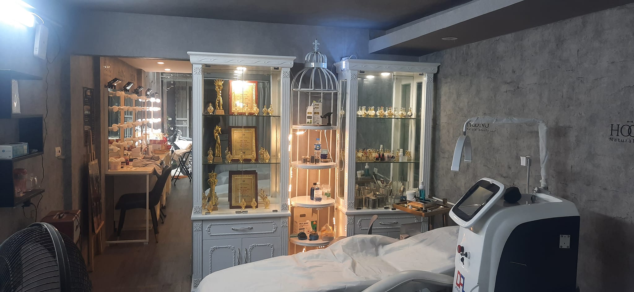 Mặt ngõ Kinh doanh đỉnh, Ô tô tránh, Tập thể Kim Mã 45m2, chỉ 4.3 tỷ