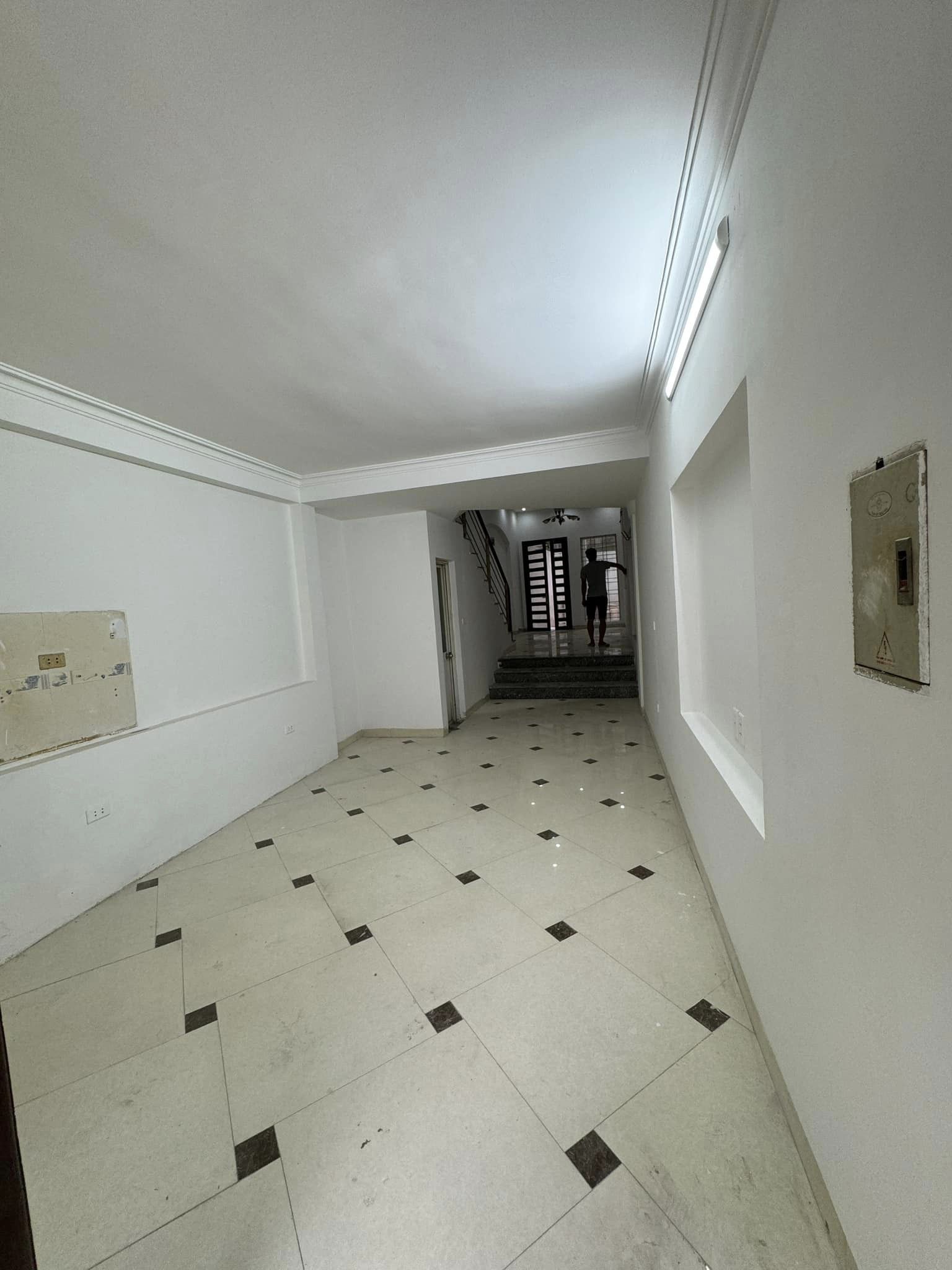 Ngã Tư Hàng Nón -Hàng Mành 100M2 3 Tầng MT 3.2M -54.5 Tỷ - 1 Sổ 1 Chủ nở hậu