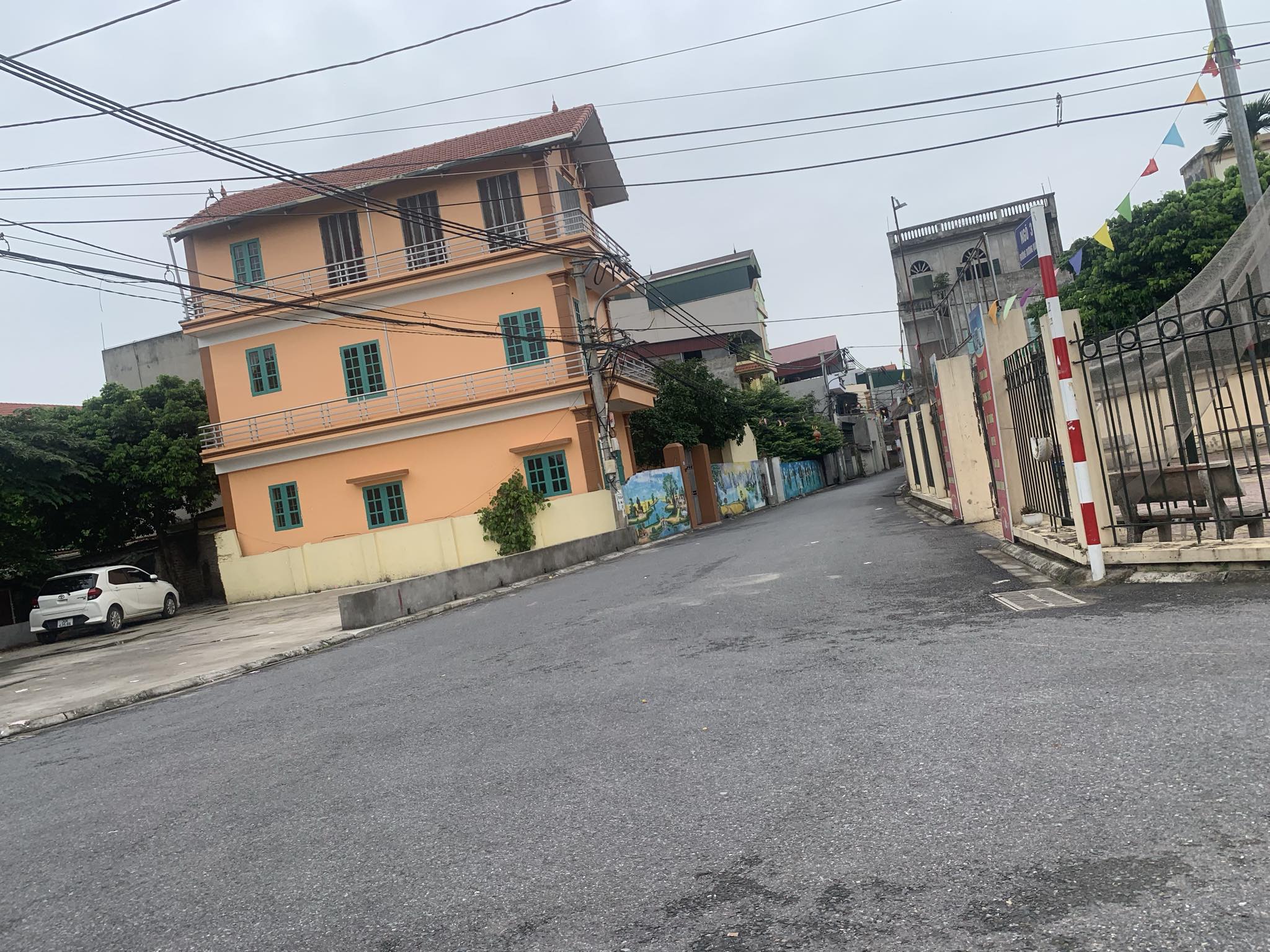 Bán nhanh 50m2 nhà C4 Dương Quang ngay gần sân chơi giá nhỉnh 2 tỷ