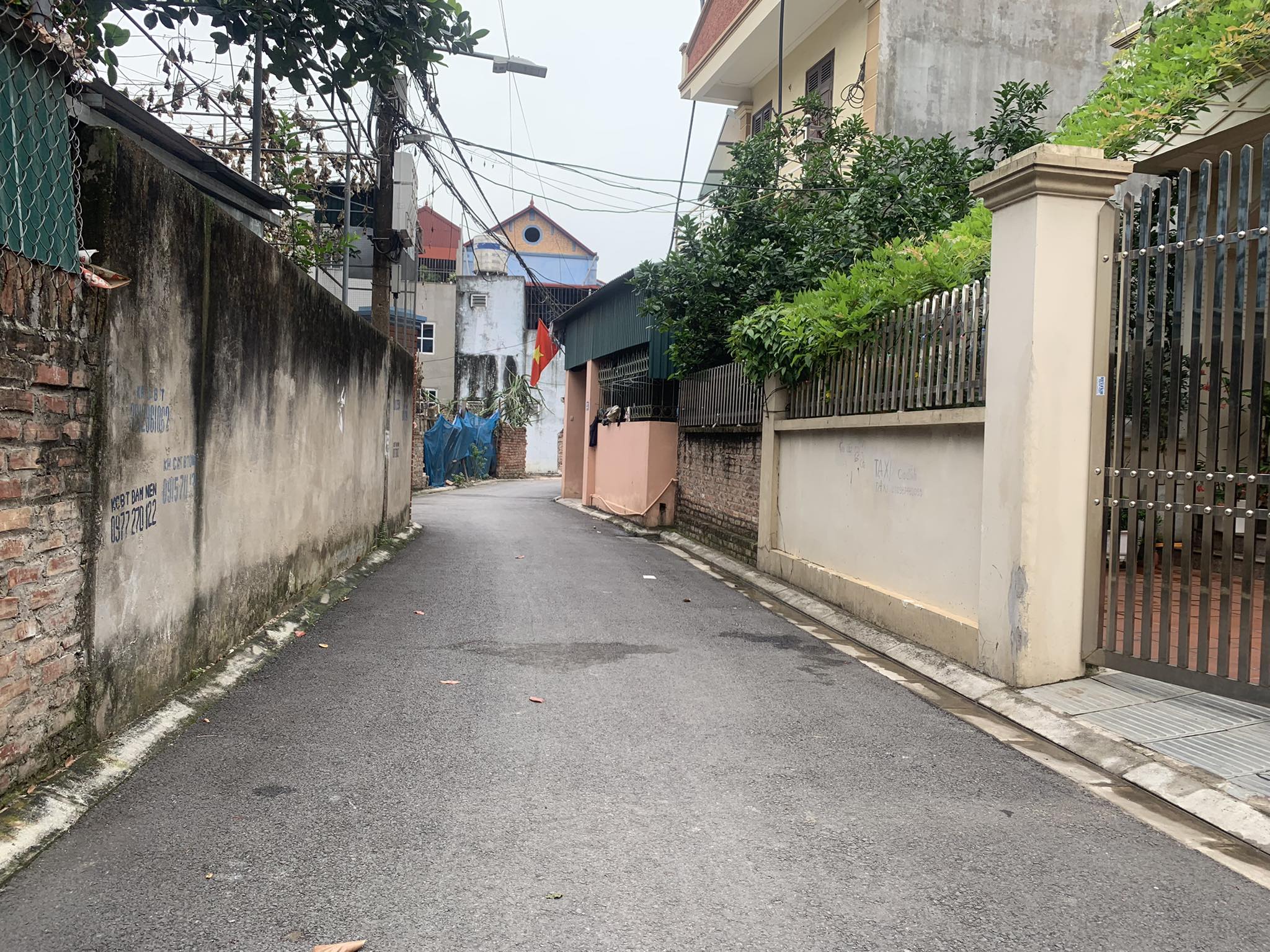 Bán nhanh 55m2 đất Đông Dư đường 4m oto thông