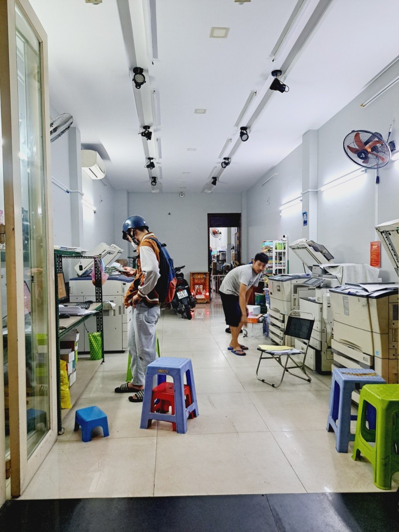 Bán nhà mặt tiền Lê Thúc Hoạch, Tân Phú, 79m2, dt 4m x20m, 4 tầng, giá 13.8 tỷ