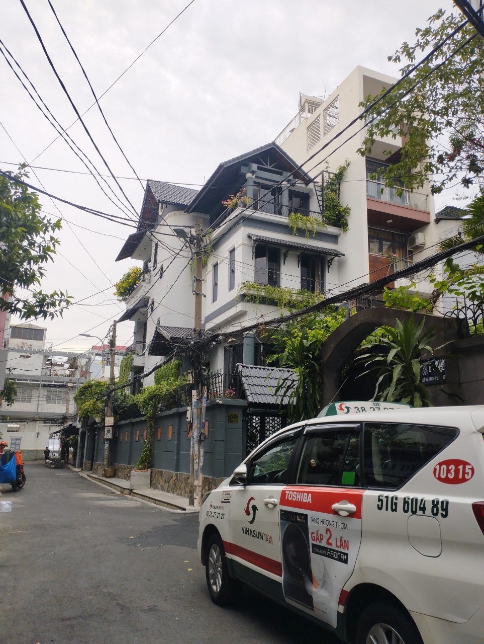 Ngộp Lũy Bán Bích - Tân Phú - 4x19m - HXH nhựa 6m Thông