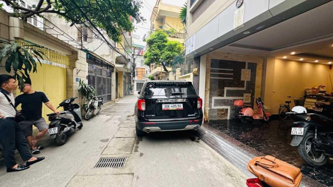 Phân lô Thái Hà 50m2 gara ô tô, mặt tiền 5,5m KCBT 5 tầng giá bán 13,9 tỷ