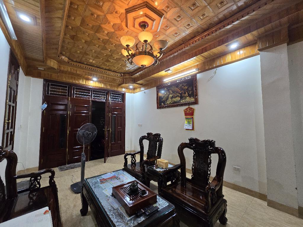 Bán nhà Võ Chí Công, Phân Lô, 2 thoáng, dân xây, 72m 5 tầng, 13 tỷ2