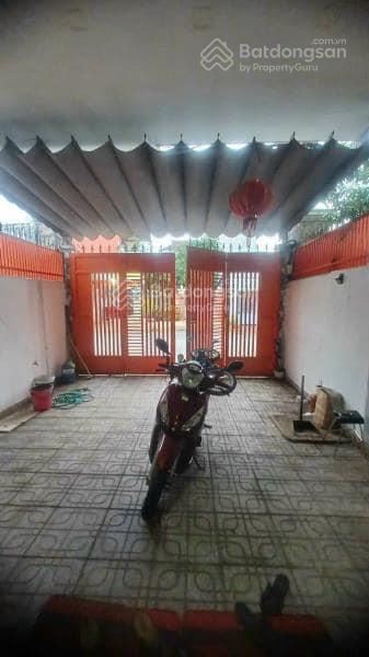 Bán nhà mặt tiền đường Lê Văn Việt, Hiệp Phú quận 9, 86m2 ngang 5m, 500m ra ngã 4 Thủ Đức