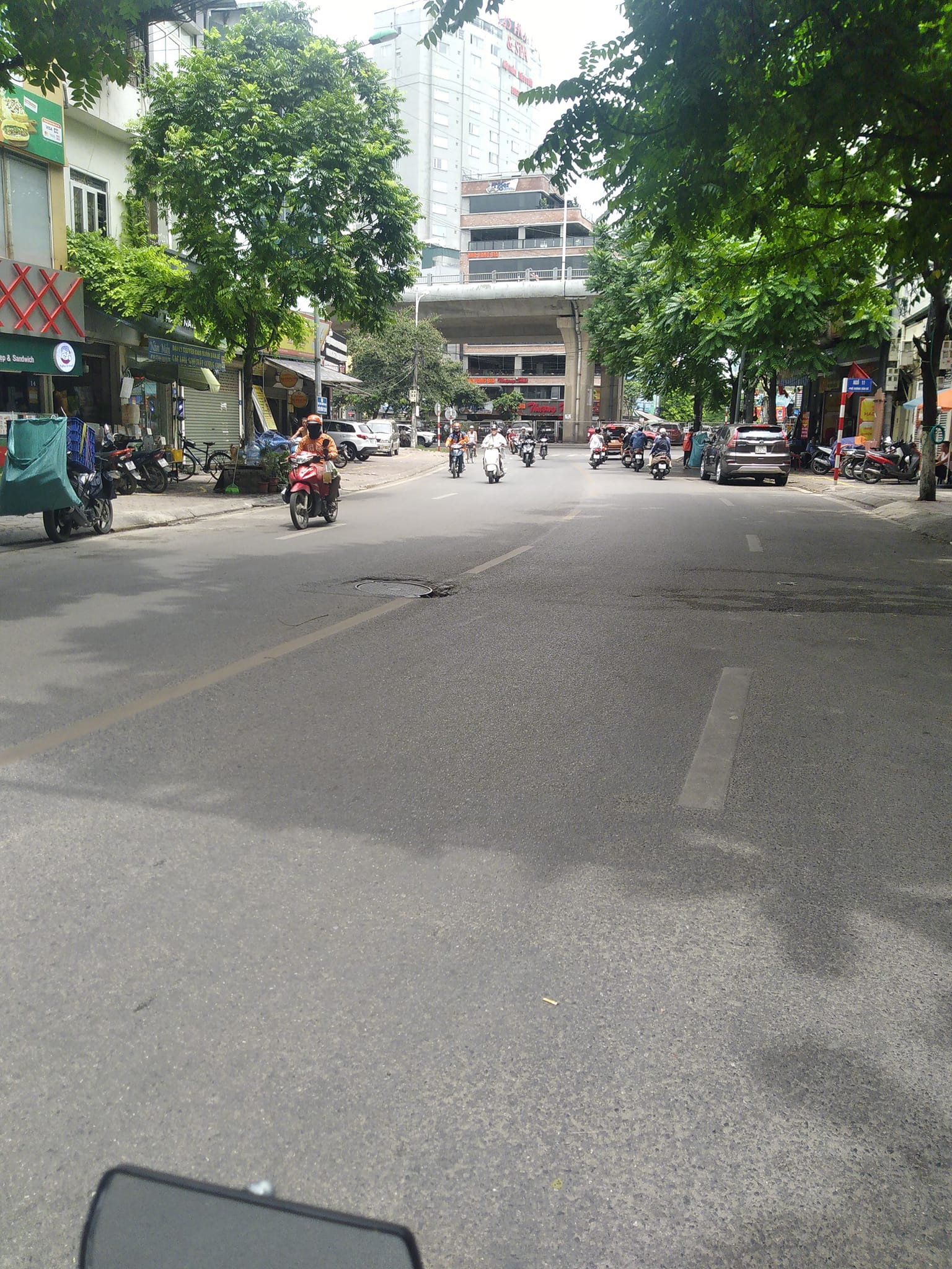 Bán nhà mặt phố Rẻ hơn phân lô. Dương văn bé – hai bà trưng. 158m2, MT 7M. 46 tỷ có TL