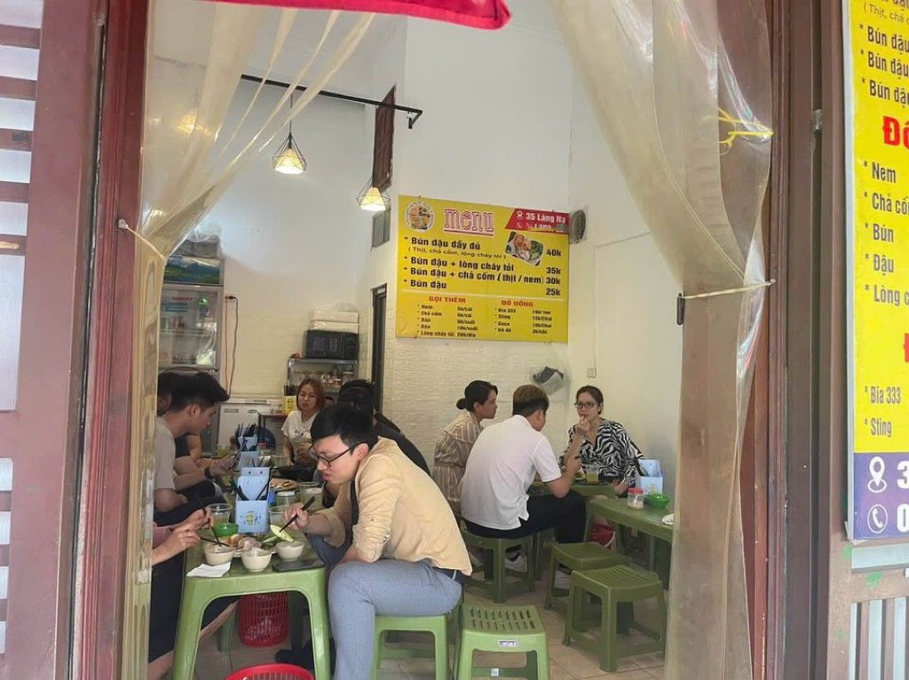 CHÍNH CHỦ SANG NHƯỢNG QUÁN BÚN ĐẬU TẠI LÁNG HẠ RẤT ĐÔNG NHÂN VIÊN VĂN PHÒNG