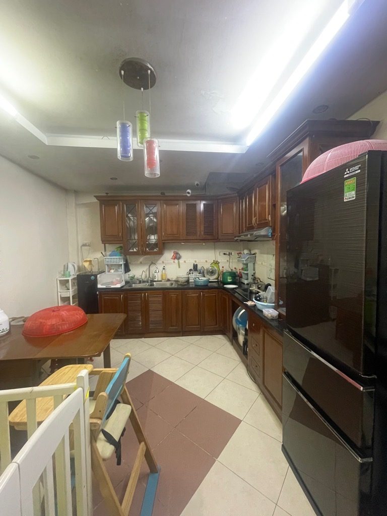 Bán nhà 5Tầng X 46m kinh doanh ô tô tránh, ngõ thông sổ Phân lô giá 5.3 tỷ