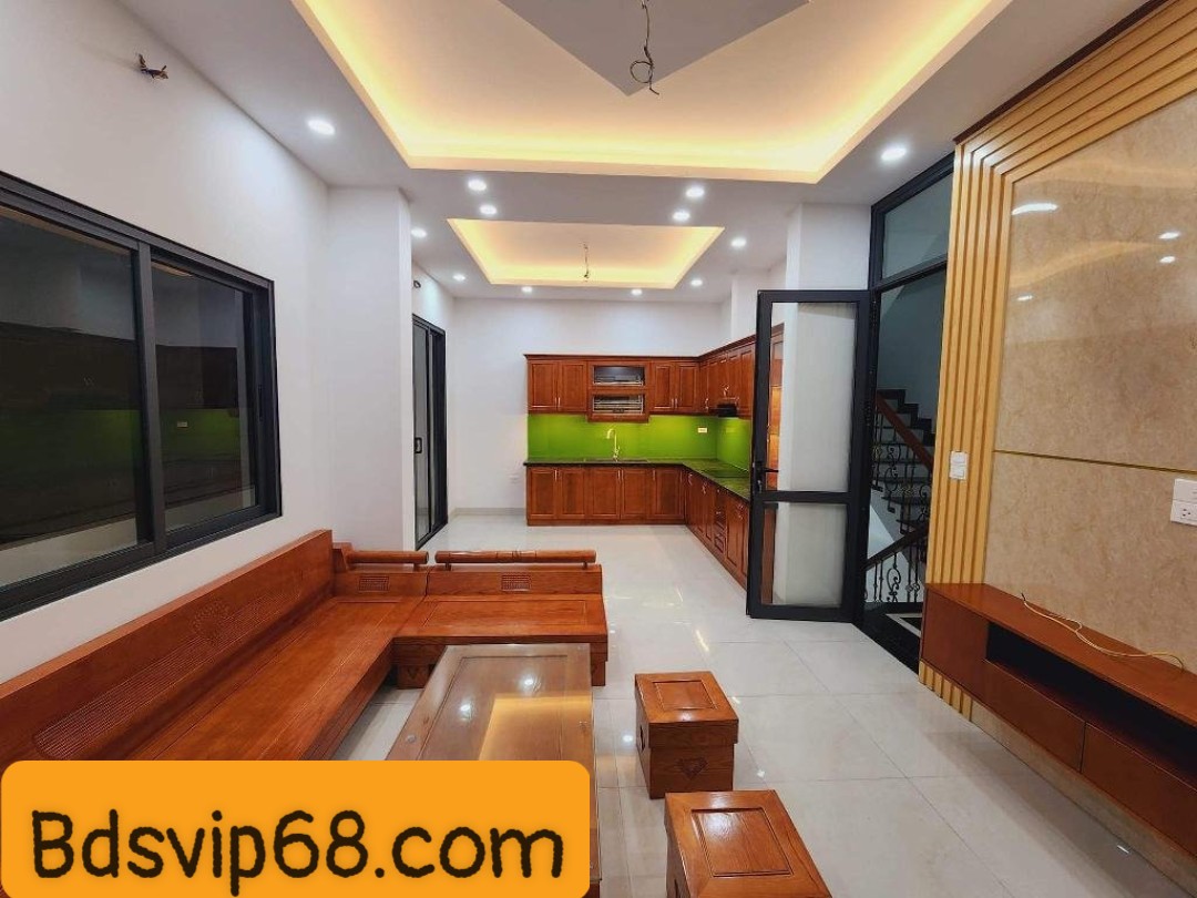 Bán nhà phố Hoàng Văn Thái, quận Thanh Xuân, lô góc, ô tô tránh trước nhà, 40m2 5 tầng nội thất đẹp, giá 11.9 tỷ