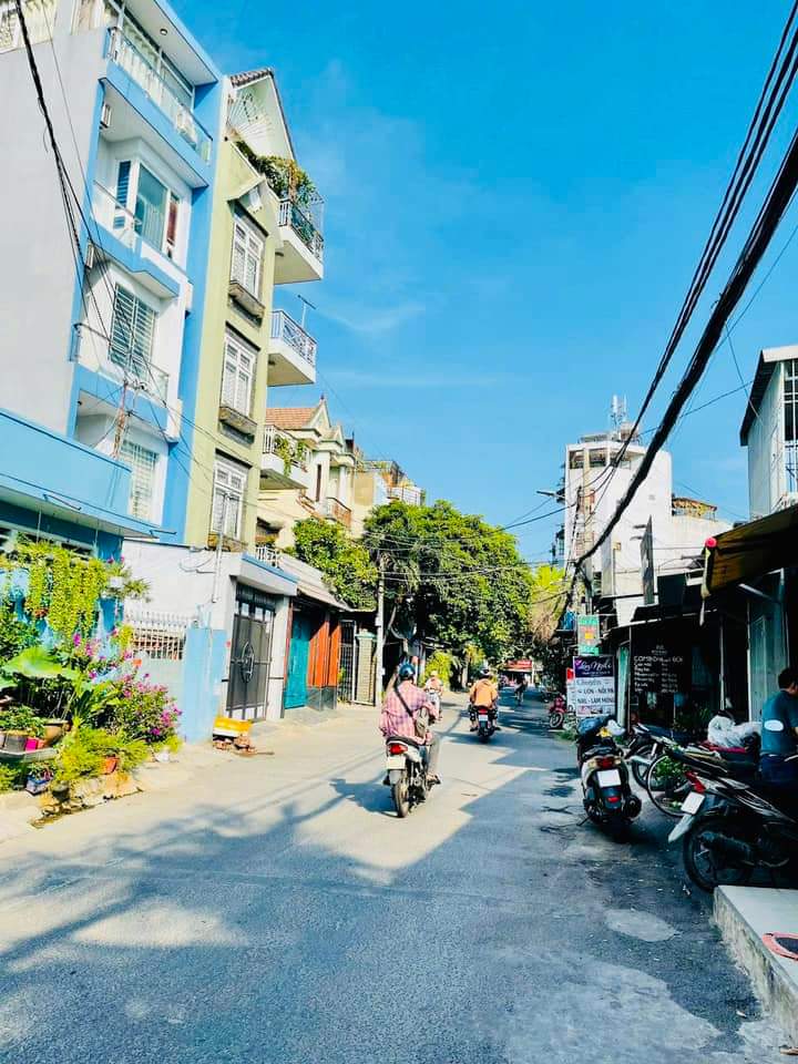 Bán nhà hẻm xe hơi 8m thông phường 17 Gò Vấp – 112m2 – 12 phòng cho thuê