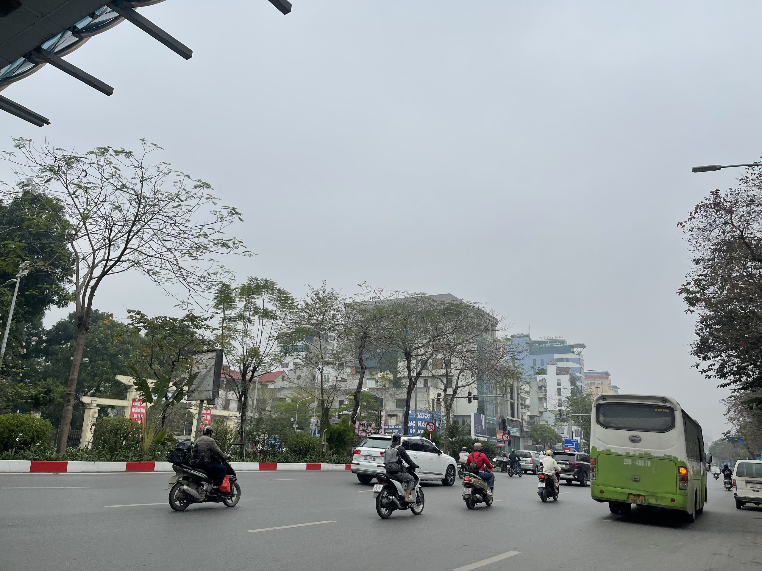 Bán mảnh đất siêu đẹp mặt phố Giải Phóng - Hoàng Mai, 2 mặt tiền, 438m2, mặt tiền 11.7m, 76 tỷ