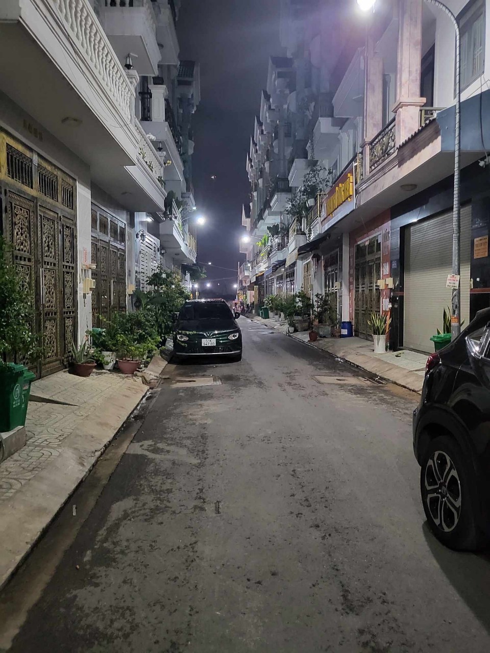 NHÀ ĐẸP BÌNH TRỊ ĐÔNG A XE HƠI NGỦ TRONG NHÀ 5 TẦNG