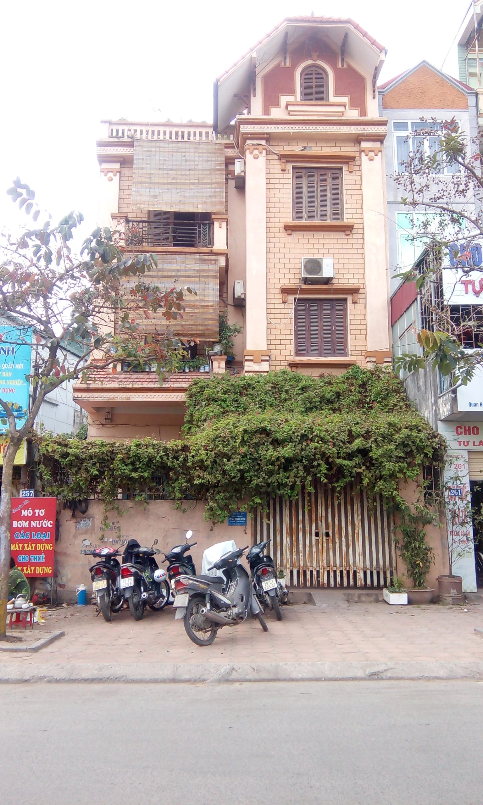 Bán nhà mặt phố Quan Hoa Cầu Giây kinh doanh 23 tỷ.