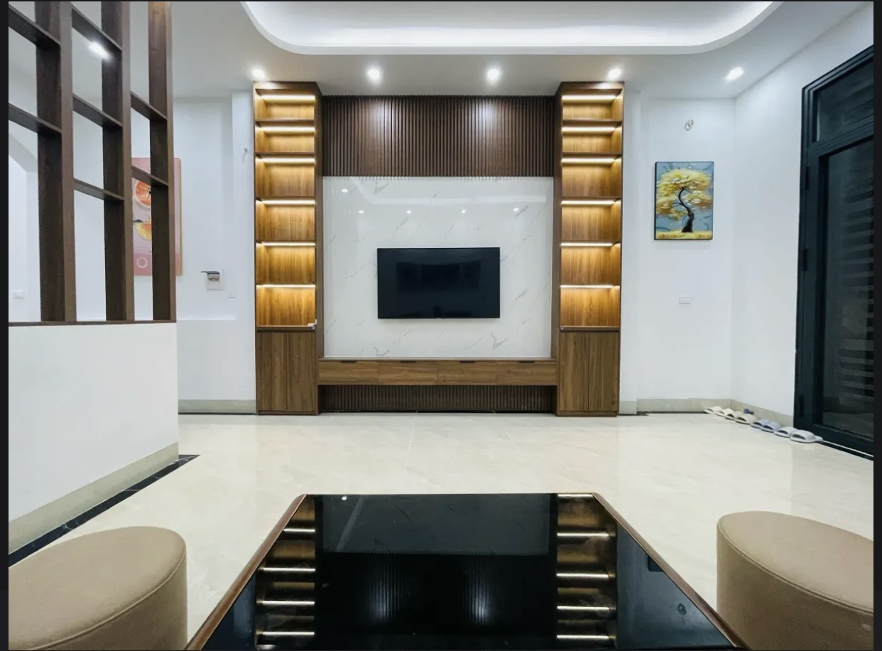 SIÊU PHẨM HỒ TÙNG MẬU NHÀ MỚI ĐẸP 50M*4T*MT4,5m