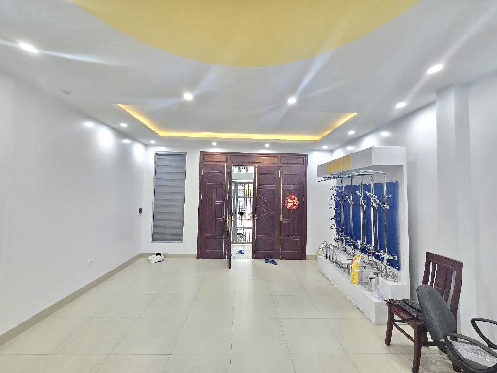 Bán LK KĐT Ao Sào, Hoảng Mai, vị trí tuyệt đẹp, nội thất xịn, 72m, 5 tầng, MT 5m, giá hợp lý