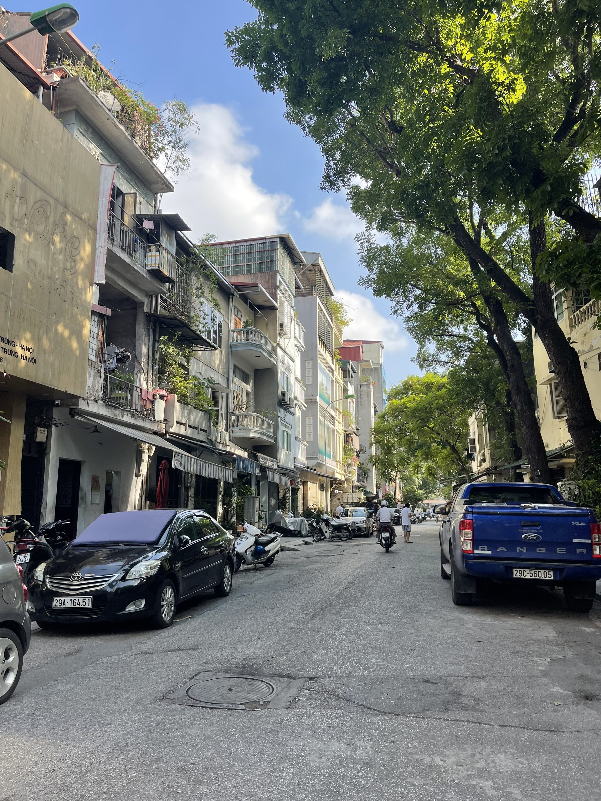 Bán nhà KINH DOANH Phố Trần Khát Chân - Hai Bà Trưng, sầm uất, 26m2, thông số vàng, 12 tỷ