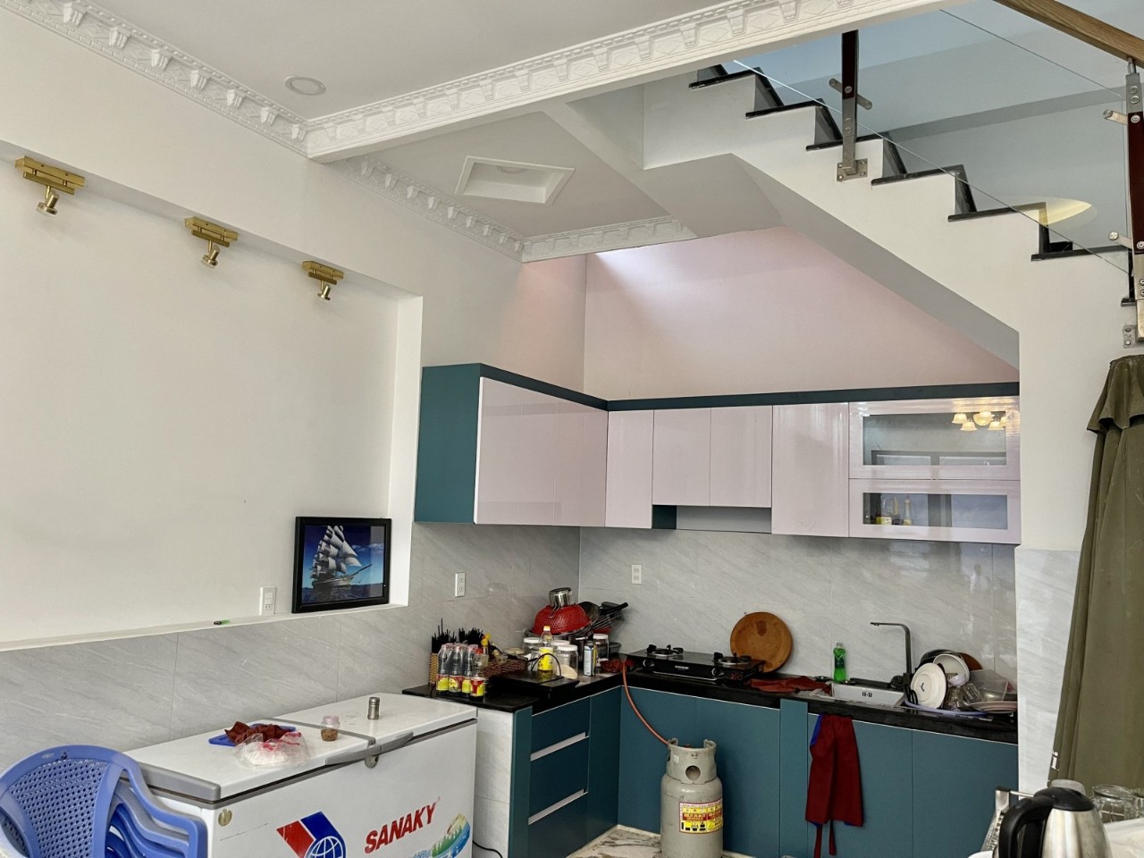 [ QUẬN 7] DUY NHẤT 1 CĂN NHỈNH 6 TỶ HXH VÌ VU - CÁCH PHÚ MỸ HƯNG CHỈ 300M - QUA QUẬN 1 CHỈ 5 PHÚT- THÍCH HỢP KINH DOANH