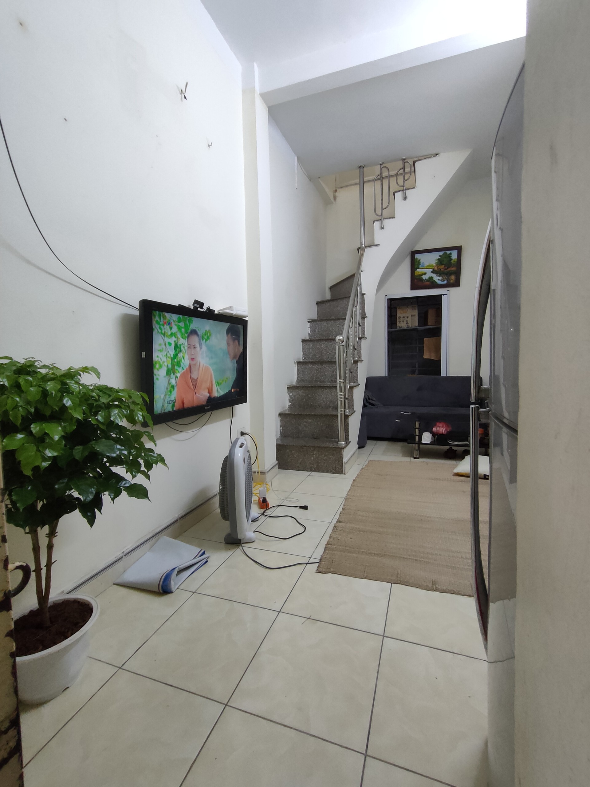 (NHỈNH 1 TỶ-CỰC HIẾM).Tập thể thông 3 tầng Tôn Đức Thắng, tổng DT 50m2, đẹp thoáng. Giá 1,55 tỷ