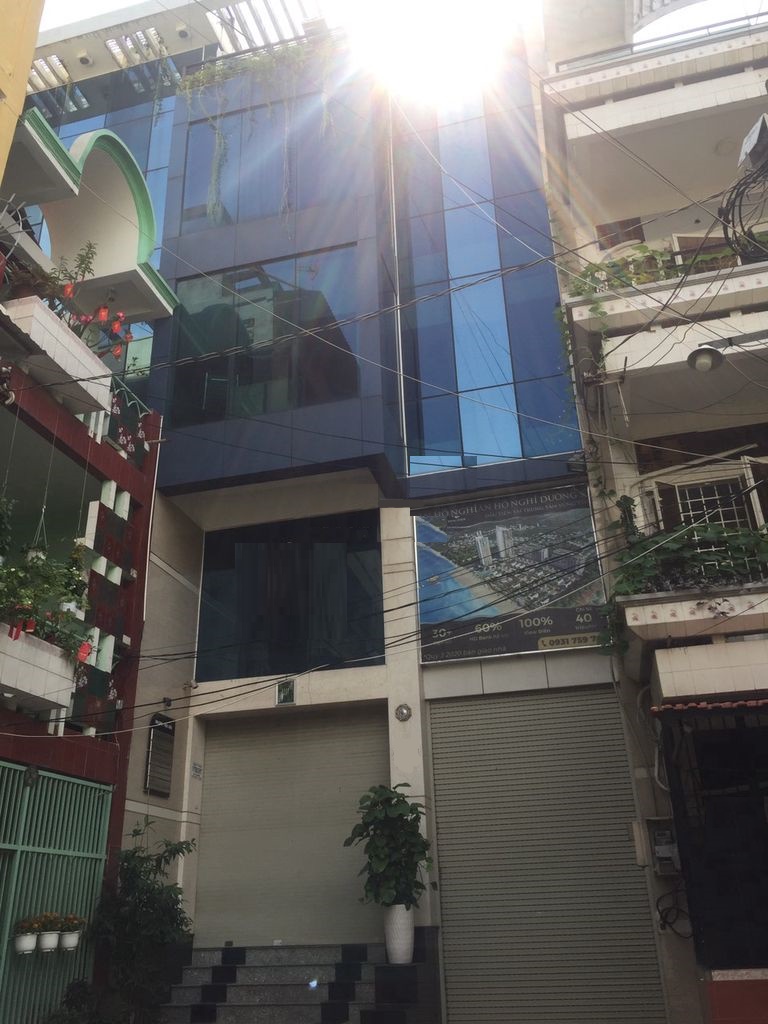 TÒA NHÀ BÙI THỊ XUÂN, 10x20M, CÓ HẦM + THANG MÁY