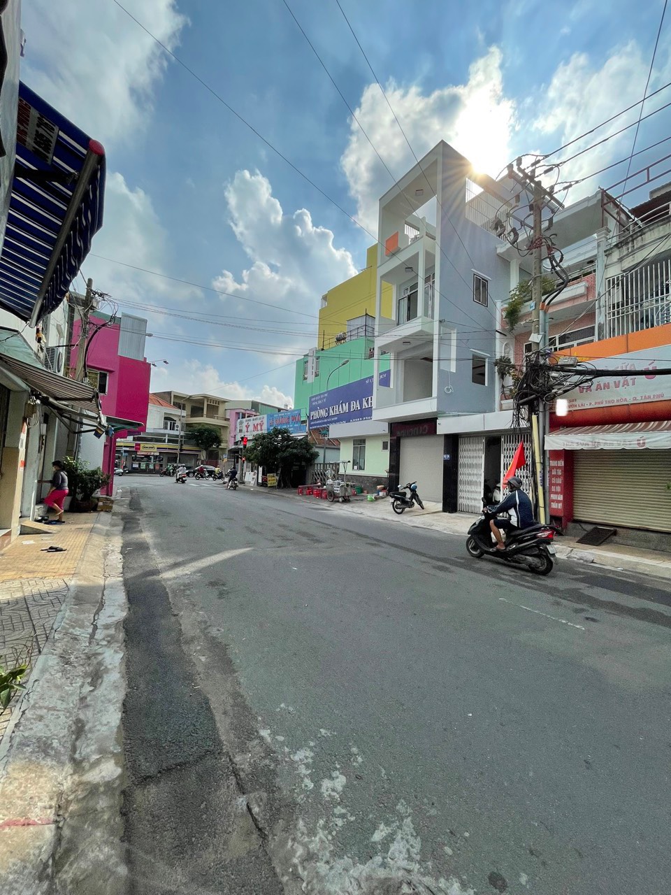 Nhà 5 tầng Hẻm 12 mét Vườn Lài, 4x12m, 3 phòng ngủ