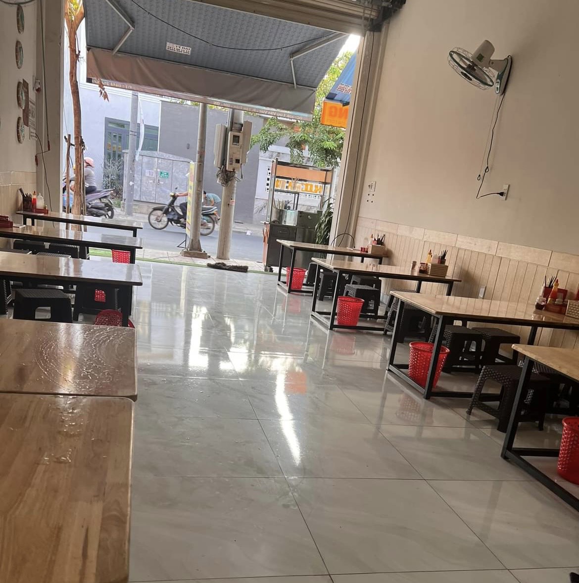 SANG NHƯỢNG QUÁN ĂN TRUNG TÂM BIÊN HOÀ CÓ CHỖ Ở LẠI ĐỊA CHỈ đường Lưu Văn Viết, phường Tân Tiến