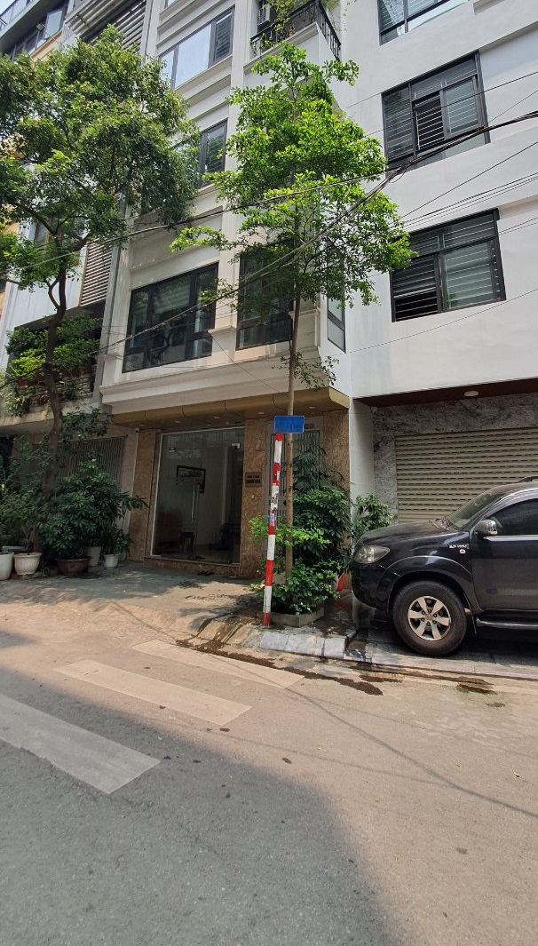 Mình chính chủ cho thuê nguyên căn xây mới, Khu Quán Thánh, 80m2x 4T- KD, VP - 17 Tr