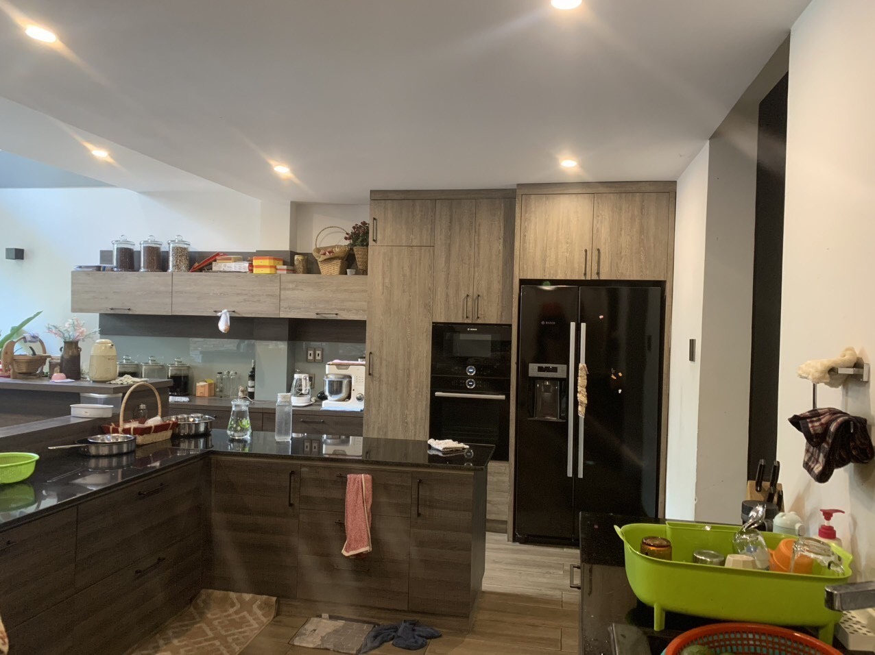 Bán Biệt Thự Đường Tú Xương Hiệp Phú, 6 Tầng Có Hầm, 8*16m, Siêu ĐẲNG CẤP , Vào Ở Ngay