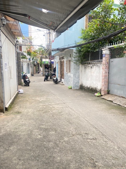 NHÀ CẤP 4 SÁT BÊN HXH PHAN VĂN TRỊ-115M2-CHỈ NHỈNH 8 TỶ.