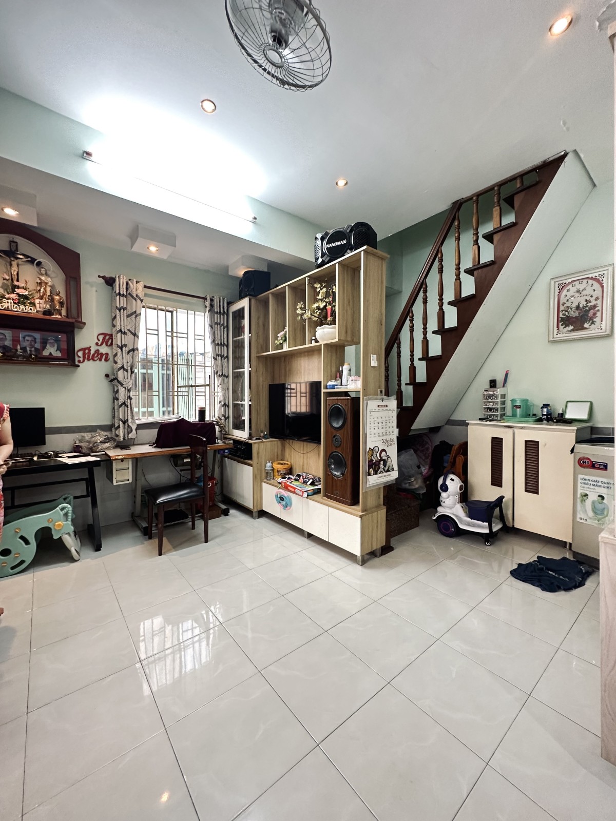 Bán nhà gần Hồ Bá Kiên,Quận 10,64m2,ngang 4m,cực rẻ chỉ 6 tỷ.