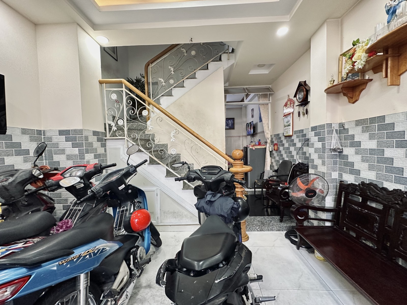 Bán nhà gần Lý Thường Kiệt,Quận 10,HXH 4m,4x15,CHDC 10PN,giá rẻ.