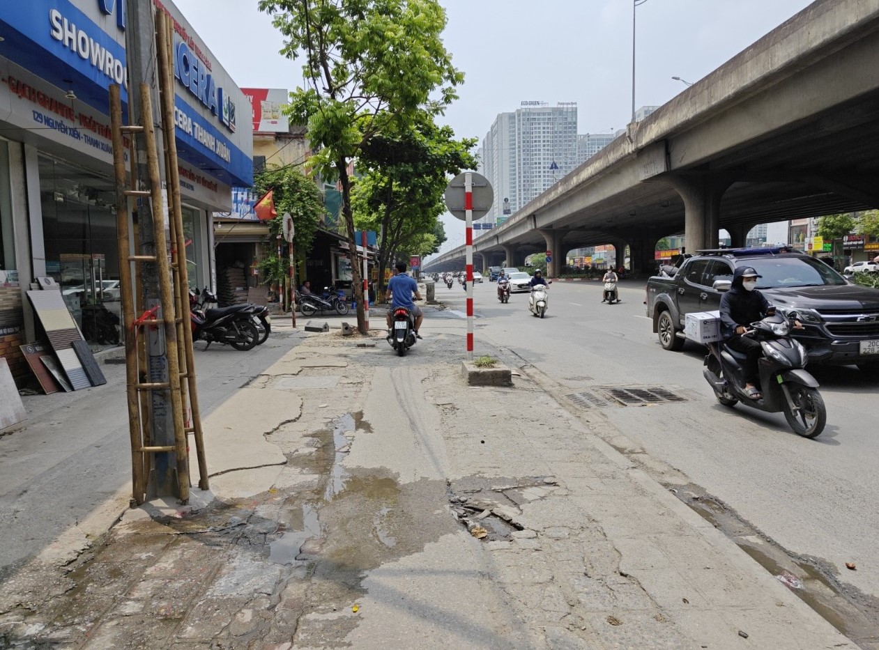 Bán nhà mặt phố Nguyễn Xiển Thanh Xuân cao 7 tầng có thang máy 60m giá hơn 20 tỷ