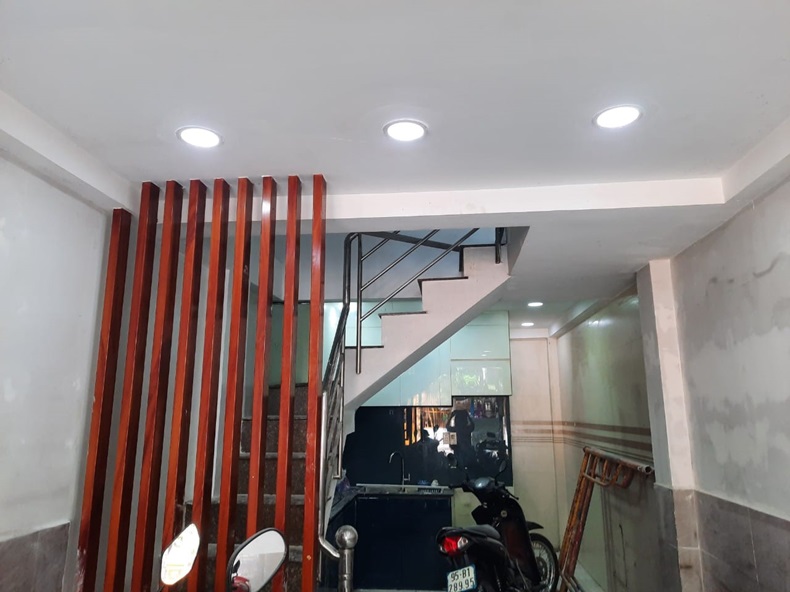 Bán nhà mặt tiền KD Nguyễn Phúc Chu, P15, Tân Bình, 43m2, 4 tầng, chỉ 5.9 tỷ.