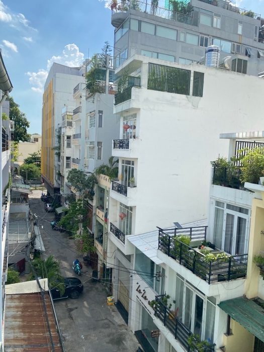 Bán nhà quận 10, đường Sư Vạn Hạnh, 36m2, 5 tầng, 8.5 tỷ, hẻm 8m thẳng 1 trục