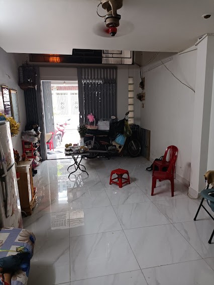 Bán nhà gần Lý Thái Tổ,Quận 10, HXH thông,3T 42m2 chỉ nhỉnh 7 tỷ.