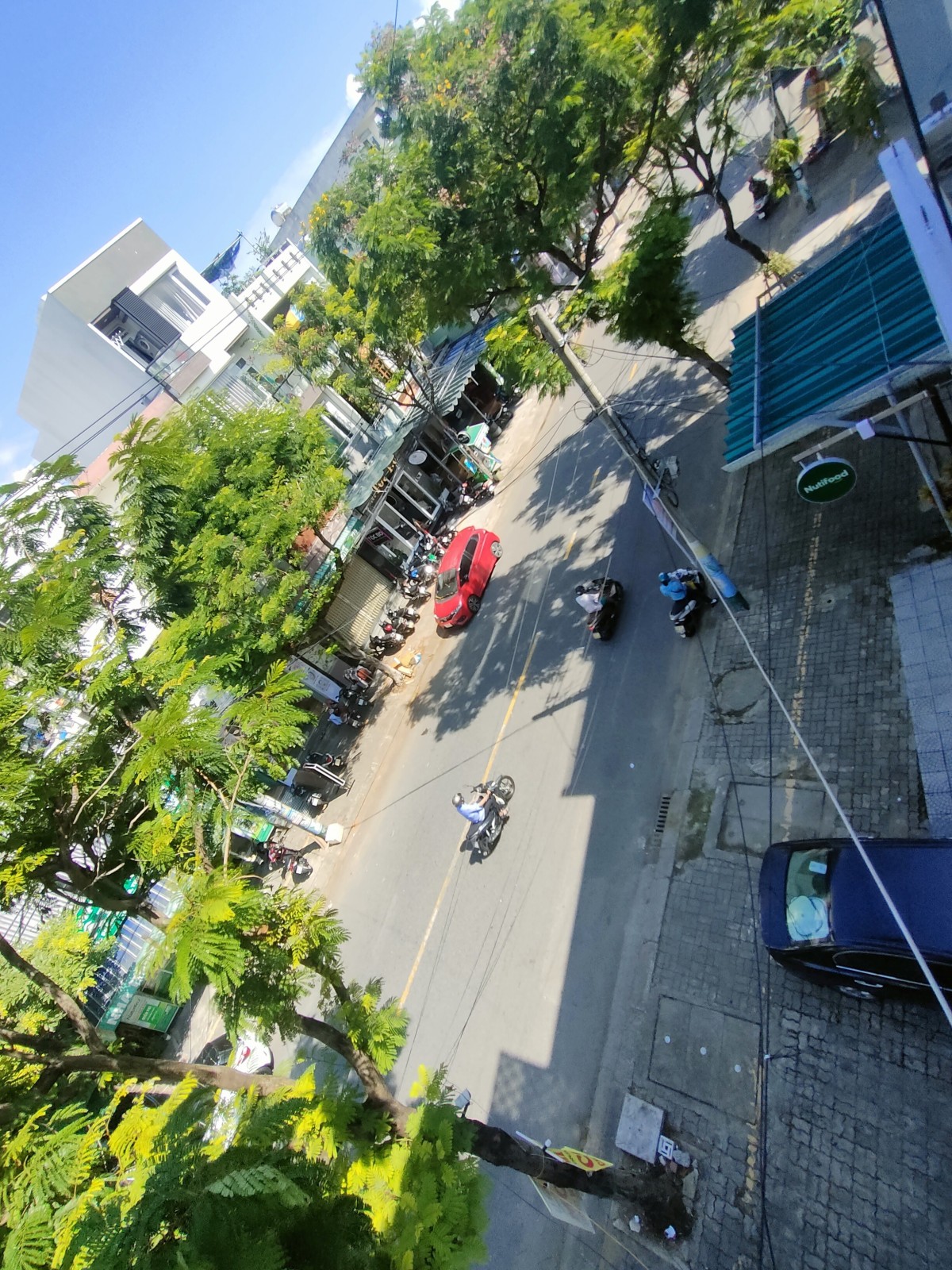 SIÊU RẺ, 144m2, 3tầng, mặt tiền kinh doanh Hà Huy Tập, chỉ 9,8 tỷ