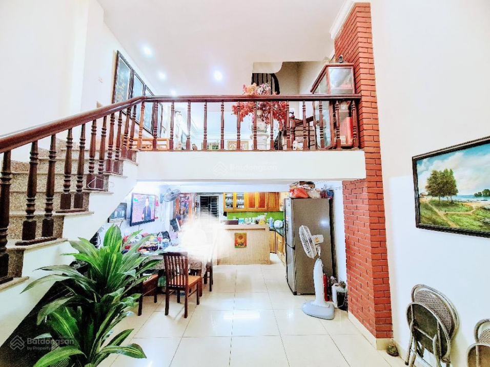 Nhà Vườn Lài, 50m2 x 3T, 20m trước mặt, Trước Nhà 5m, Nhà Đẹp, Sổ Chuẩn, Chỉ 3.5 Tỷ