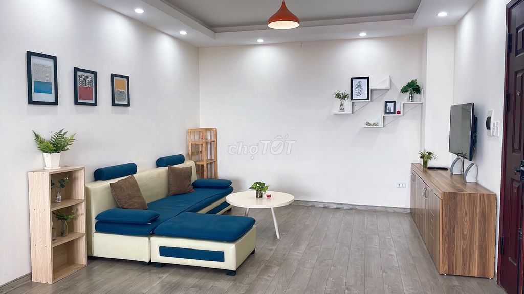 Cần bán căn hộ chung Cư Việt Hưng 74m2 - 2,38 tỉ